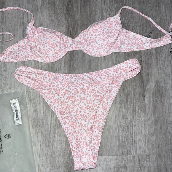 Bathing Suit Set NWT (S) - Picture 4 of 4